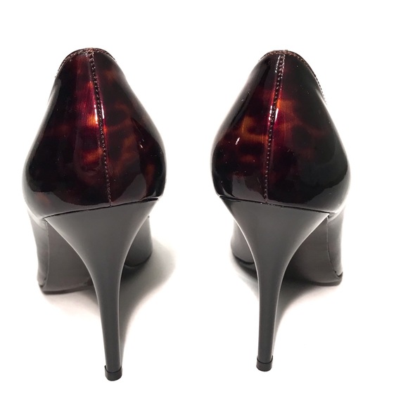 Stuart Weitzman - Heels - Sz 7 - Picture 3 of 5